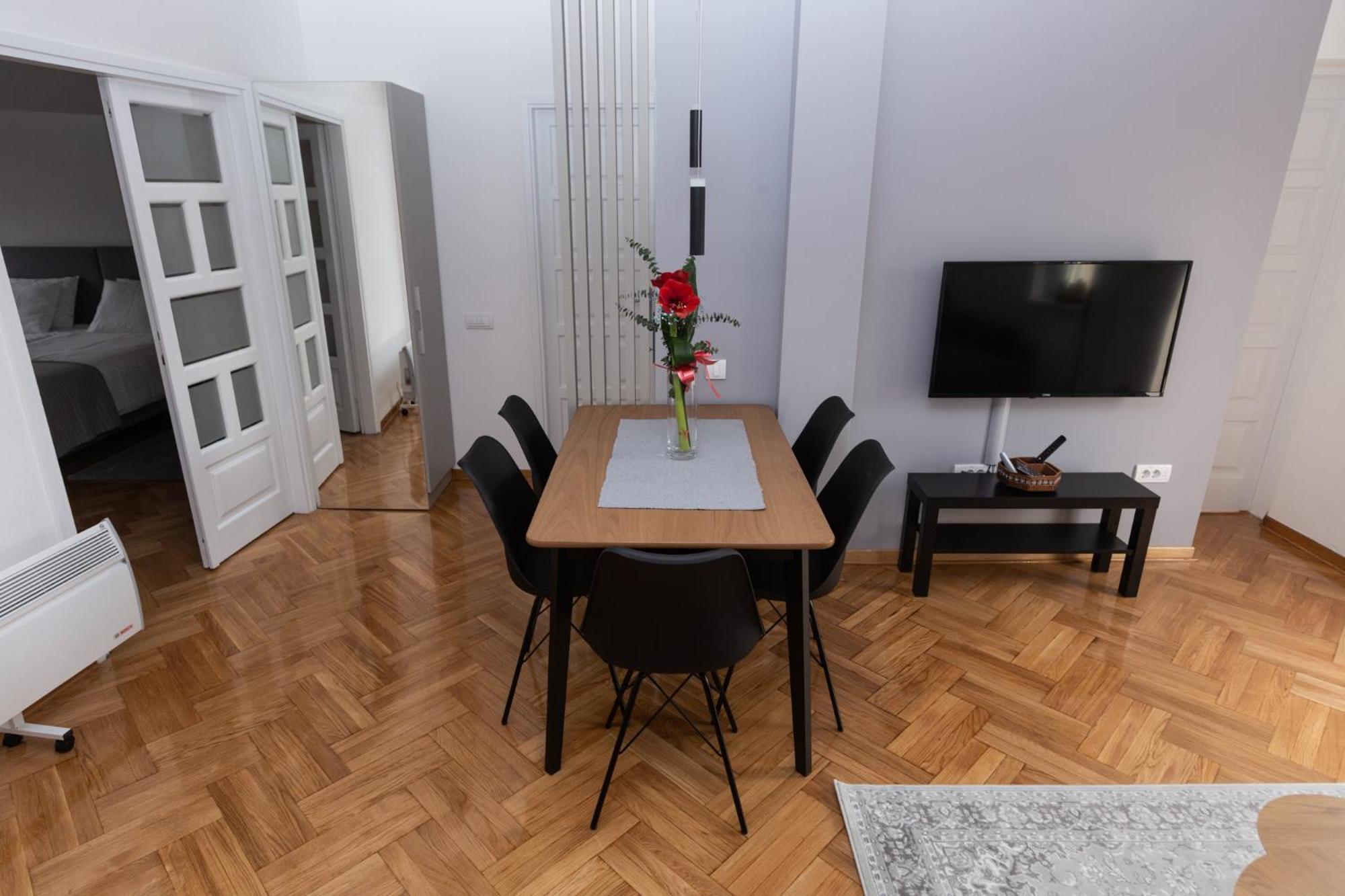 Centrum 3 Beograd Bagian luar foto